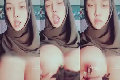 Bokep Indo Desahan ARRAZYNY Sange Remas Toket