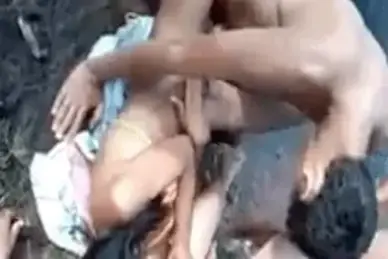 Cewek ABG Jablay Cantik Pasrah Digenjot Kasur
