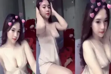 Selebgram Cantik Live Dientot Ganas Basah